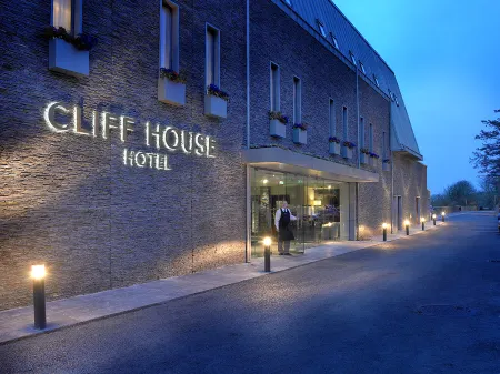 Cliff House Hotel Отели рядом с достопримечательностью «Dungarvan Castle»