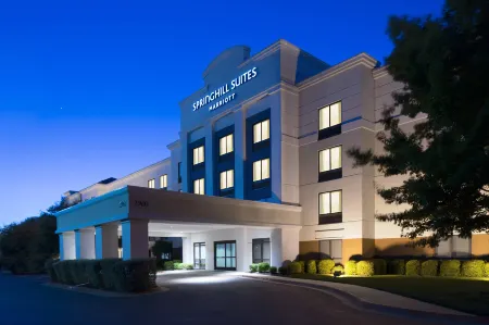 SpringHill Suites Austin Round Rock Отели рядом с достопримечательностью «Round Rock Sports Center»
