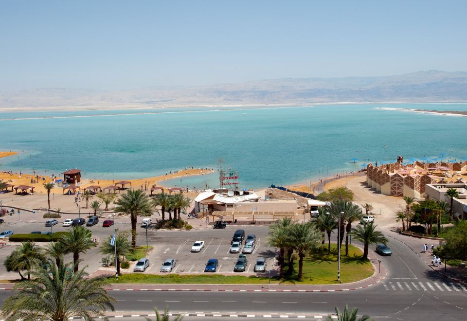 Oasis Dead Sea Hotel Over view