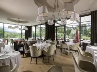 Les Lodges Sainte-Victoire Hotel & Spa Hotels in Vauvenargues