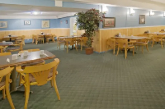 Canadas Best Value Inn River View Hotel Hotels in 