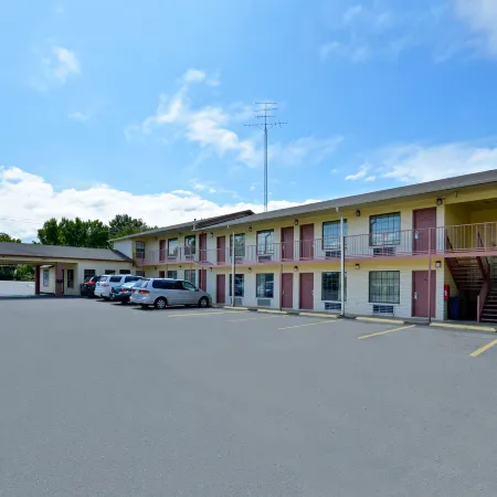 American Inn & Suites Russellville