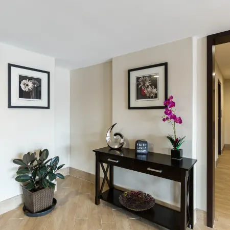 Americas Best Value Inn Near NRG Park/Medical Center Отели рядом с достопримечательностью «Менил Коллекшен»