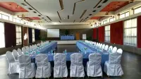 Hummingbird Resort Hotels in Sirohi