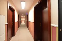Hotel Cesarski - Kaiserhof فنادق في Wegorzewo County