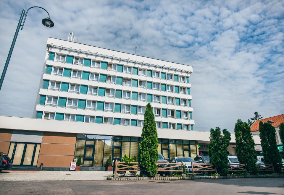 Hotel Tarnava - Housity
