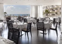 Capital Coast Resort and Spa - Frühstück