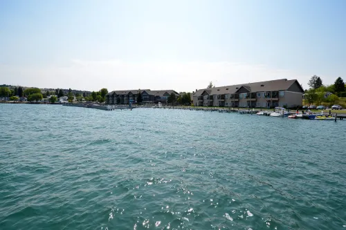 Kwataqnuk Resort & Casino Hôtels à : Comte de Lake