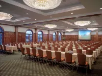 Skytop Lodge Hotels in Palmyra Township