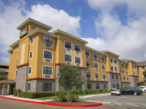 Extended Stay America Suites - Orange County - John Wayne Airport Hotel berhampiran Sherman Library & Gardens