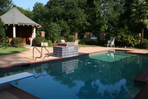 Louisiana Cajun Mansion Hotels in Youngsville