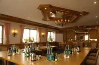 Hotel-Restaurant Hirsch Hotels in Berghaupten