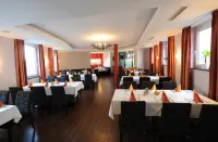 Landhotel Gasthof Krone Hoteles en Kupferzell