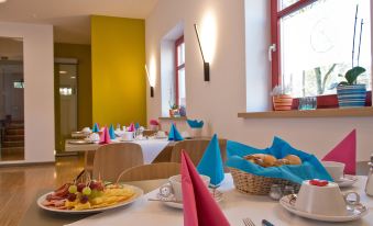 Avenon Privat-Hotel Am Steinberg - Housity