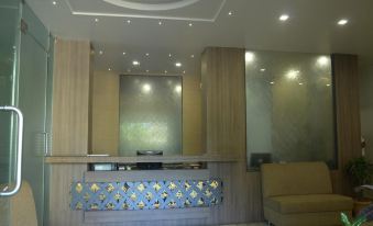 City Inn Hotel & Restaurant - Housity