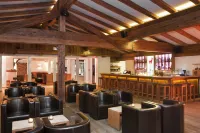 Kitzhof Mountain Design Resort - bar