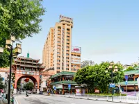 Vienna International Hotel (Shaoguan History East Street Fengcai Building) - Bãi đậu xe