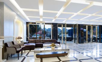 Baise Jujia Bianjie Hotel (Debao Aiqun Plaza)
