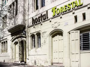 Hostal Forestal - Hostel