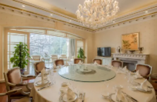 南京雙門樓賓館（鹽倉橋地鐵站閱江樓店）