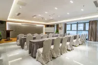 Yangzhou Yihe Hotel (Jinghuacheng guozhanzhongxin Train station)) - 4-Sterne