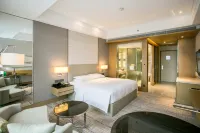 Courtyard by Marriott Xinchang Hotels in Xinchang