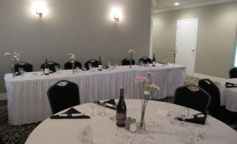 Creston Hotel
