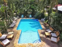 Zula Inn Aparthotel Hotels in Carmen