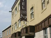 Hotel du Nord Hotels near Expo-Cité