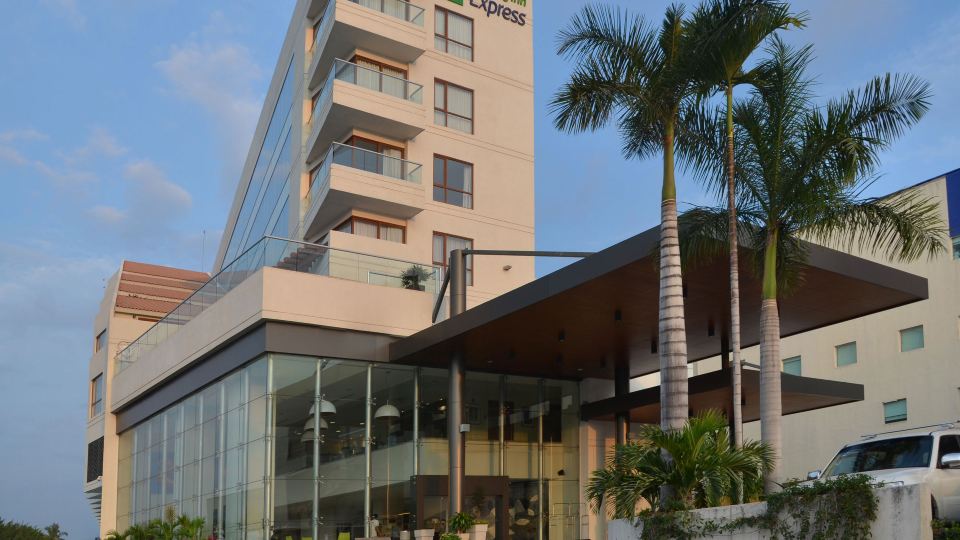 Holiday Inn Express PUERTO VALLARTA by IHG