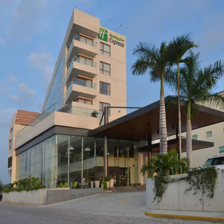 Holiday Inn Express PUERTO VALLARTA by IHG