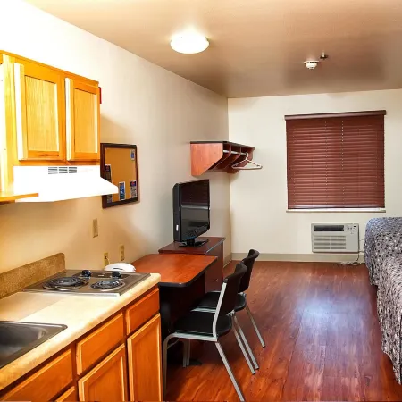 Extended Stay America Select Suites - Oklahoma City - Bethany Отели рядом с достопримечательностью «Уилл Роджерс Парк»