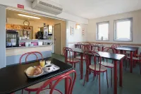 B&B HOTEL Montélimar Nord - petit déjeuner