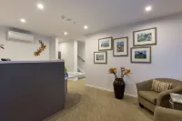 850 Cameron Motel Hotels in Te Puna