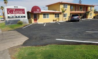 Classic Inn and Suites