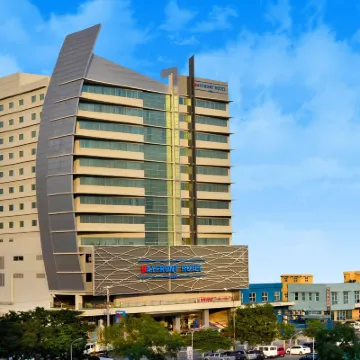 Bayfront Hotel Cebu North Reclamation Hotels near Cebu City Philippines Temple