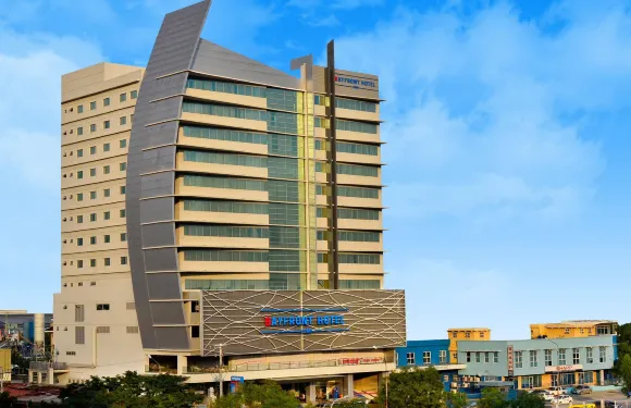 宿務濱海前線酒店 - 北開墾