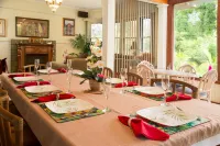 Aloha Junction Bed and Breakfast -Minutes Away from Hawaii Volcanoes National Park - breakfast