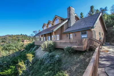 Tucker Peak Lodge