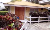 Las Palmas Beach Hotel Hotel a Roatan