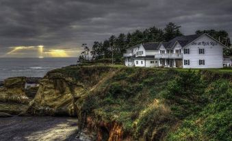 Inn at Arch Rock