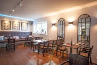 ออสต์เซโฮเทล วาร์เนอมึนเดอ