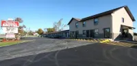 Masterson's Motel Hotels near Lennox and Addington Dark Sky Viewing Area
