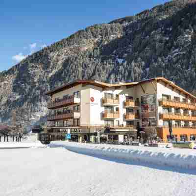 Aqa Hotel Annex Hotel Exterior