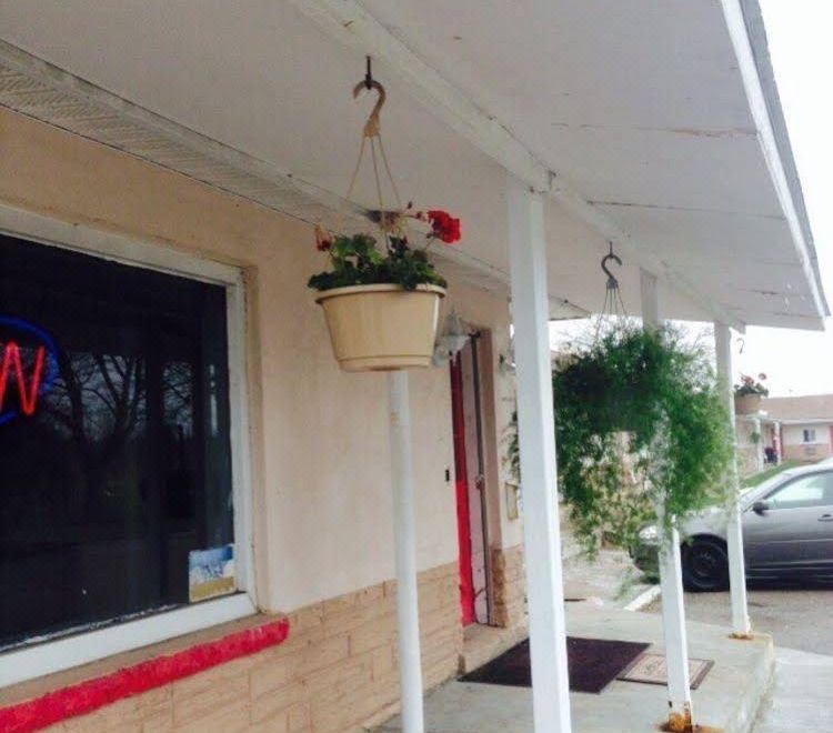 2. 팰리스 인 모텔..