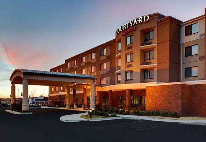 Courtyard by Marriott Fayetteville