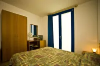 Hotel Il Canneto Hotels in Brusimpiano