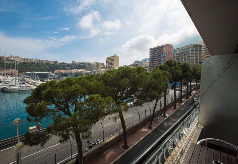 5. 호텔 미라마르..