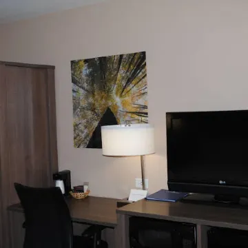 Boulder University Inn