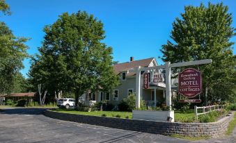 Kennebunk Gallery Motel and Cottages